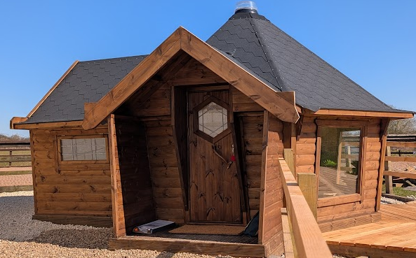 Mellow Mind Therapy Cabin