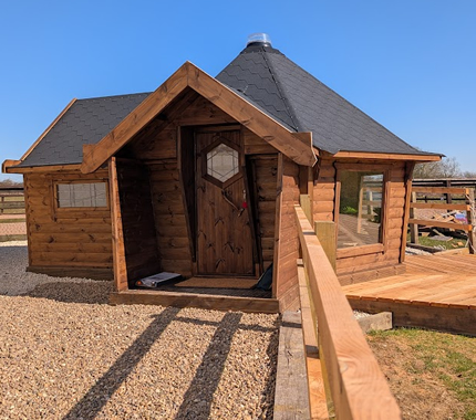 Mellow Mind Therapy Cabin